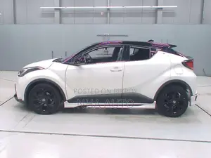 Toyota C-HR MOOD NERO 2021