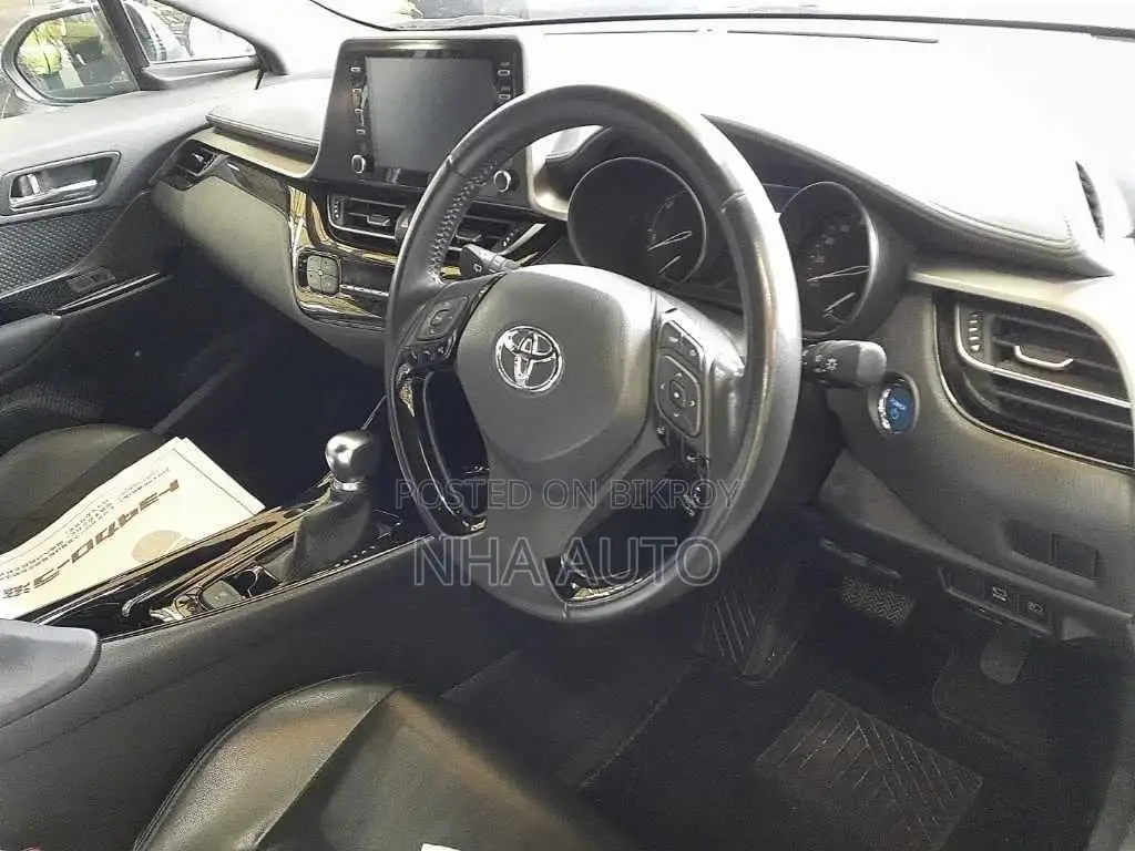 Toyota C-HR MOOD NERO 2021
