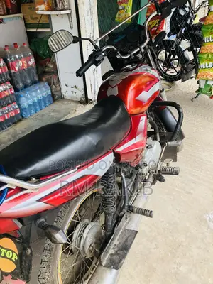 Bajaj CT 100 . 2015