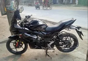 Suzuki Gixxer SF 2017