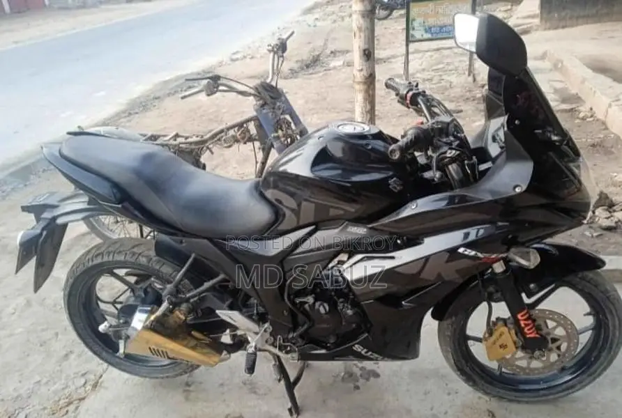Suzuki Gixxer SF 2017