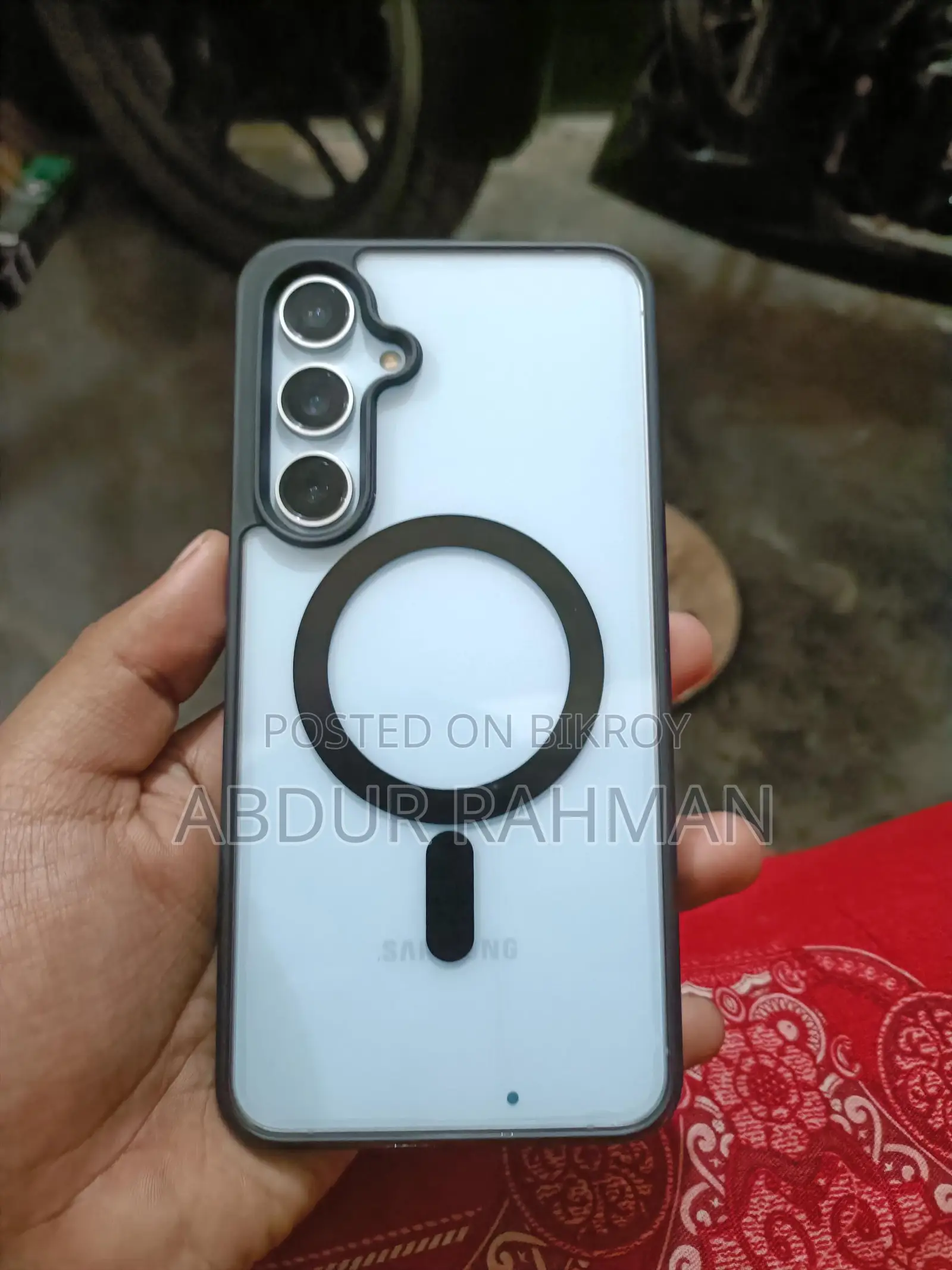 Samsung Galaxy S24 FE . (Used)