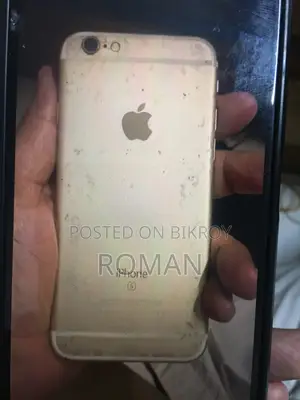 Apple iPhone 6S . (Used)