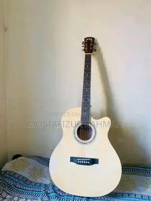 গিটার বিক্রি হবে