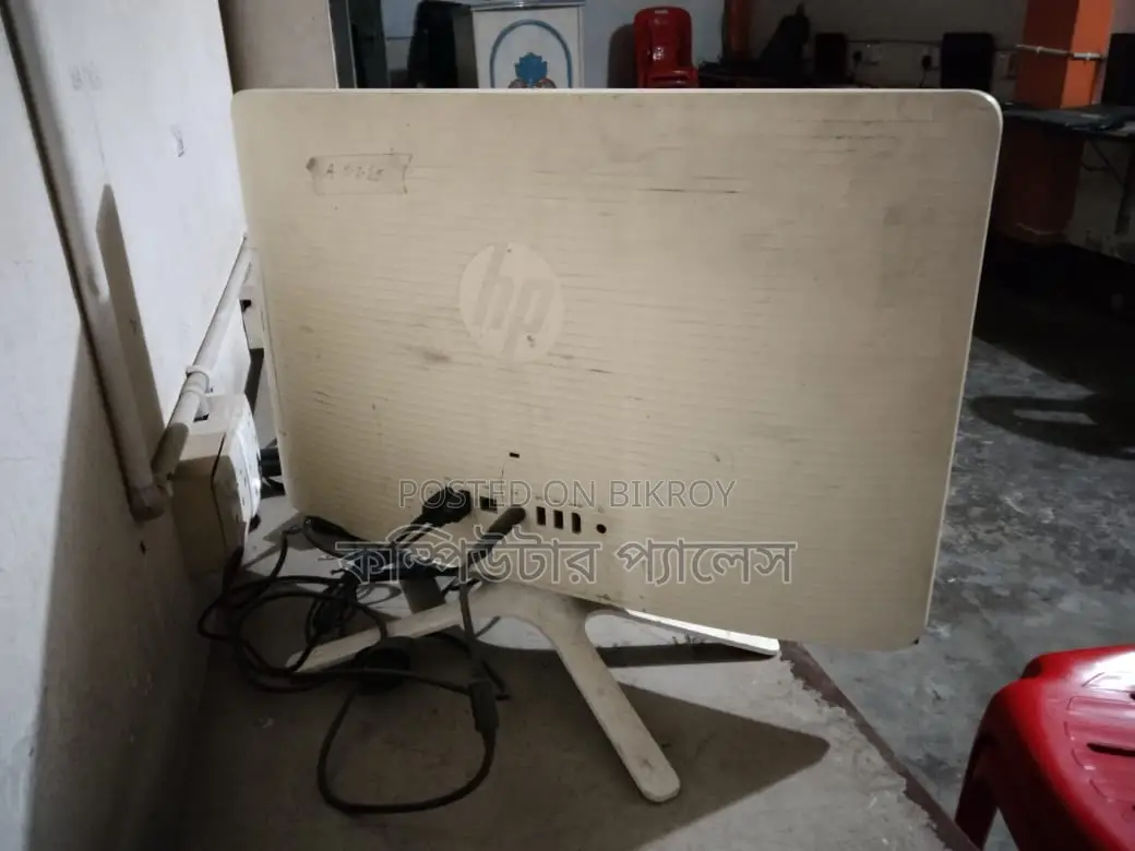 পিসি মনিটর একসাথে 5th gen Hp dual core Ram 4 SSd 120 All in one