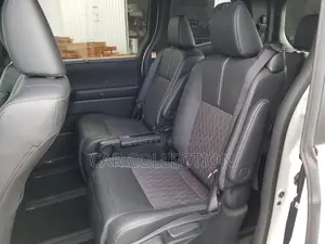 Toyota Noah S-Z 2022