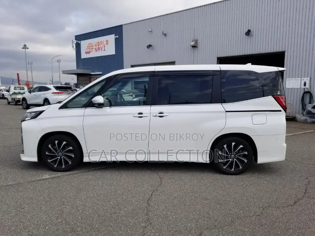 Toyota Noah S-Z 2022