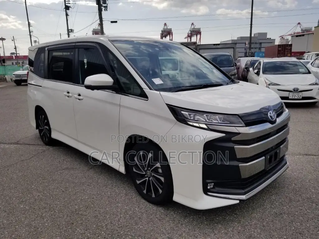 Toyota Noah S-Z 2022