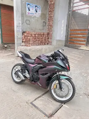সুজুকি জিক্সার এসএফ . ২০২৩