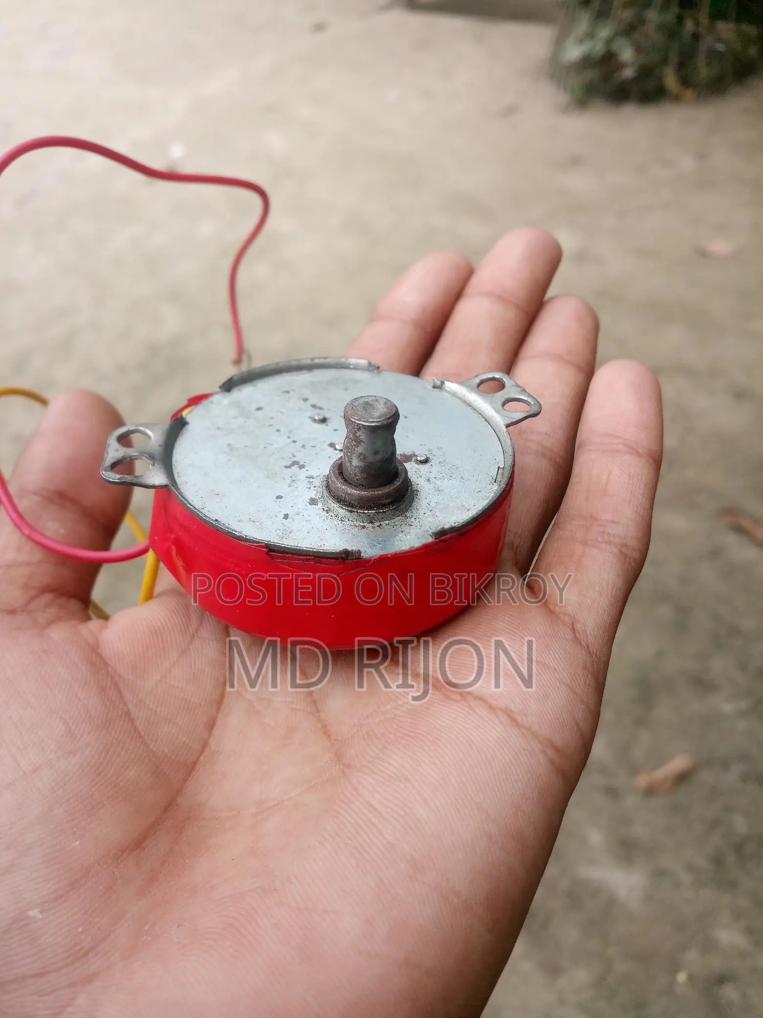 AC Motor for Sale (Generates 220V AC)