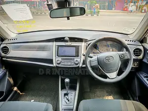 Toyota Fielder 2022