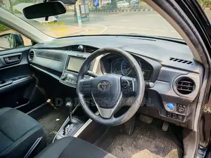 Toyota Fielder 2022