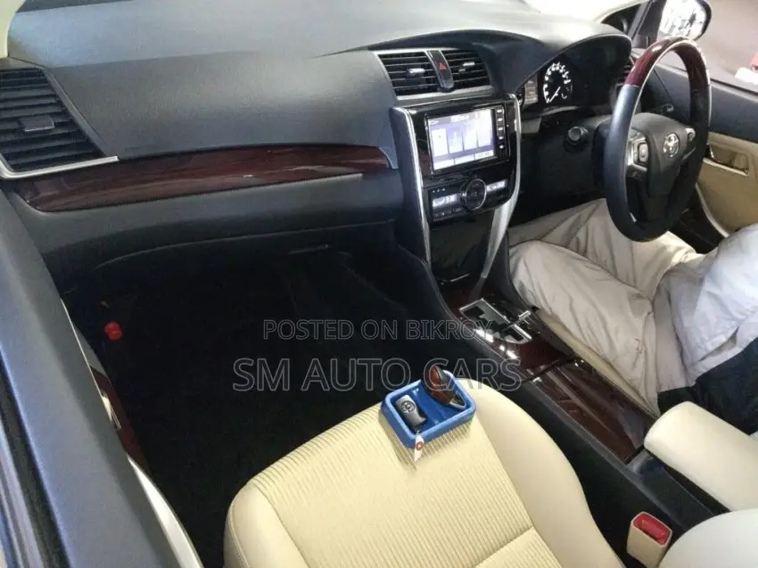 Toyota Premio FEX Red 4 Point 2021