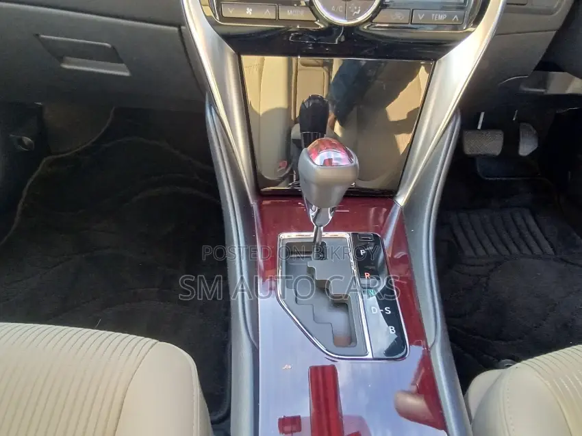 Toyota Premio FEX Red 4 Point 2021