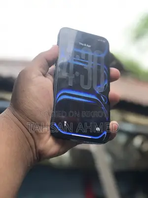 Apple iPhone 12 (Used)