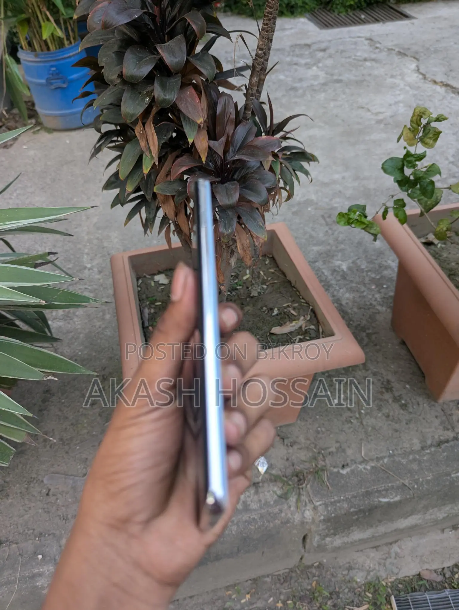 Samsung Galaxy S10 Plus ` (Used)