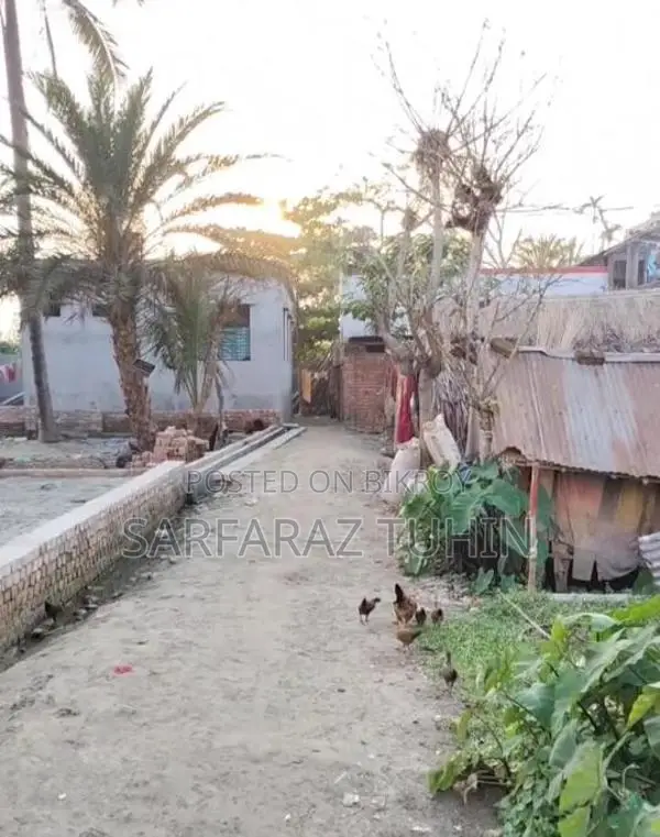 Land for Sale in Residential Area