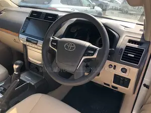 Toyota Prado TX LIMITED 2022