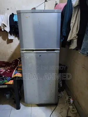 LG 10 CFT Fridge for sale