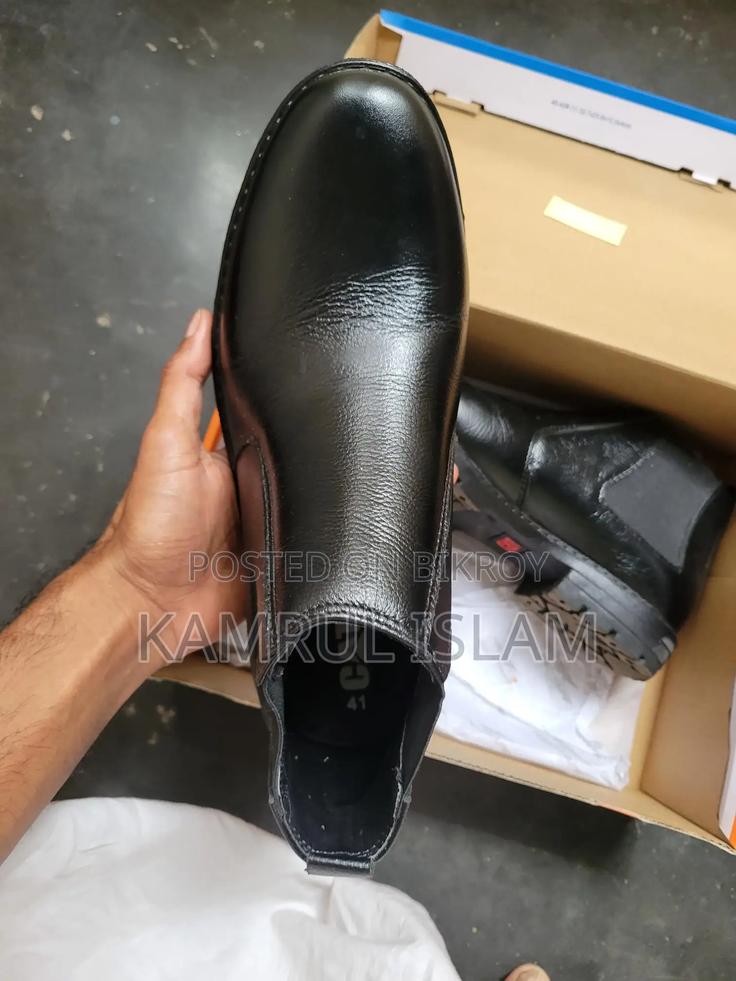 Calci Bowt Black