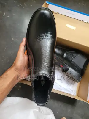 Calci Bowt Black