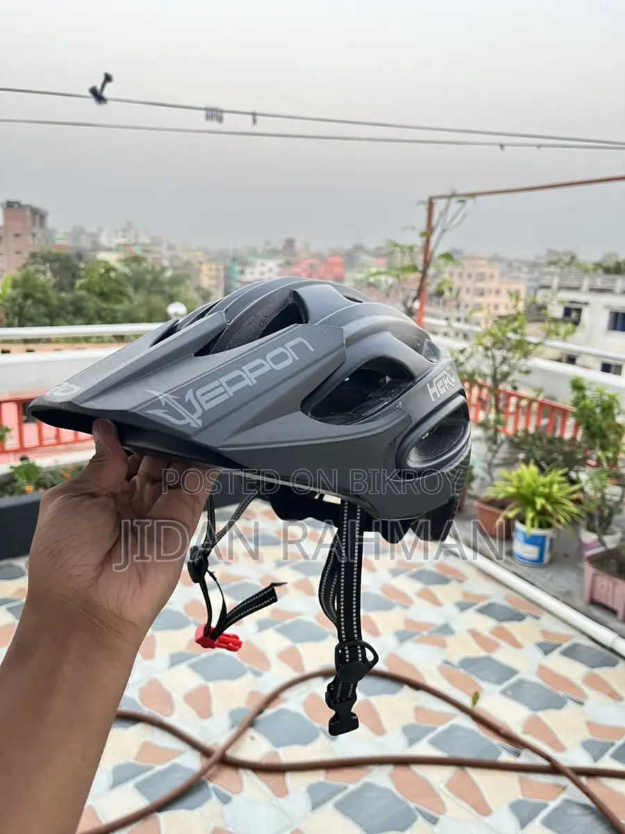 Hero Weapon Helmet