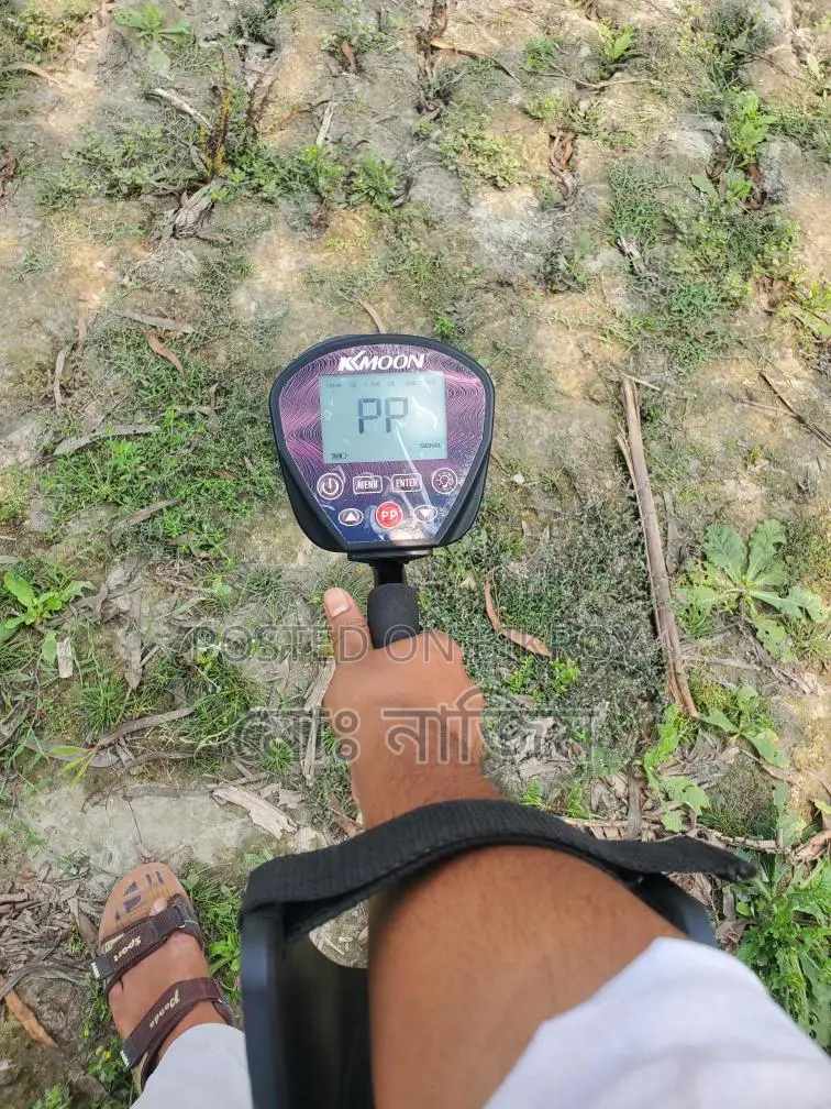 Metal Detector Treasure Hunting Machine