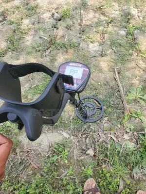 Metal Detector Treasure Hunting Machine