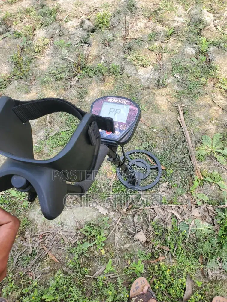 Metal Detector Treasure Hunting Machine