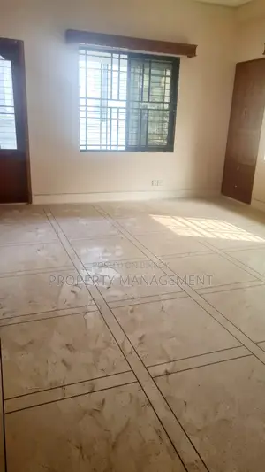 গুলশানে ২২০০ বর্গফুটের অফিস স্পেস ভাড়ার জন্য (চমৎকার ভিউ)