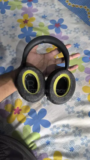 Bose Noise Cancelling Headphones 700