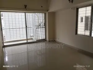 GOOD QUALITY LAKE VIEW FLAT RENT IN GULSHAN 2