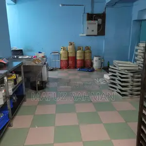 রেডি বেকারি ভাড়া হবে