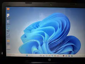 HP Laptop, Core i3, 7th gen, SSD 256GB, HDD 1TB, 15.6" Display, 2h battery-run