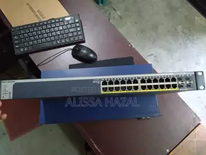 Netgear Gs728tp 24 + 4 Sfp Port Pro Safe Gigabit Poe Manage Switch