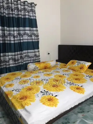 মালেশিয়ান Wood কাঠের ৫/৬ হাত বেড