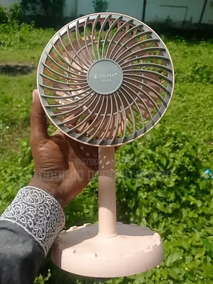 4000 Mah 10 Hours Backup Table Fan