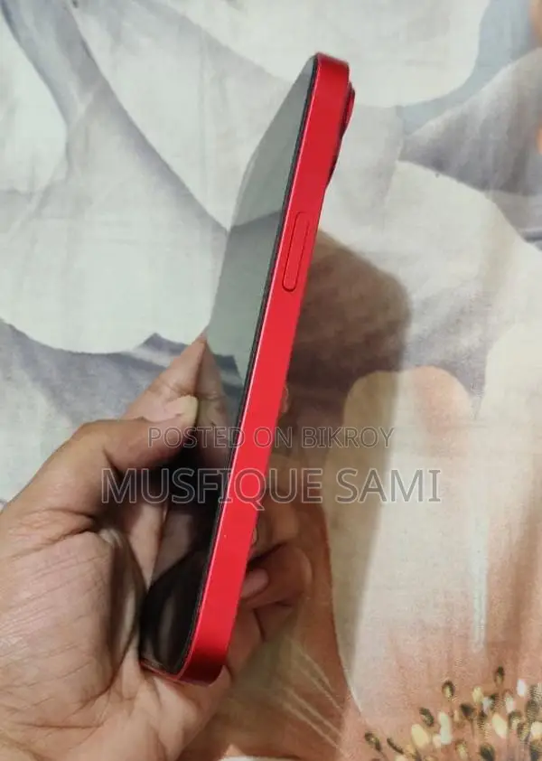 Apple iPhone 14 (Used)