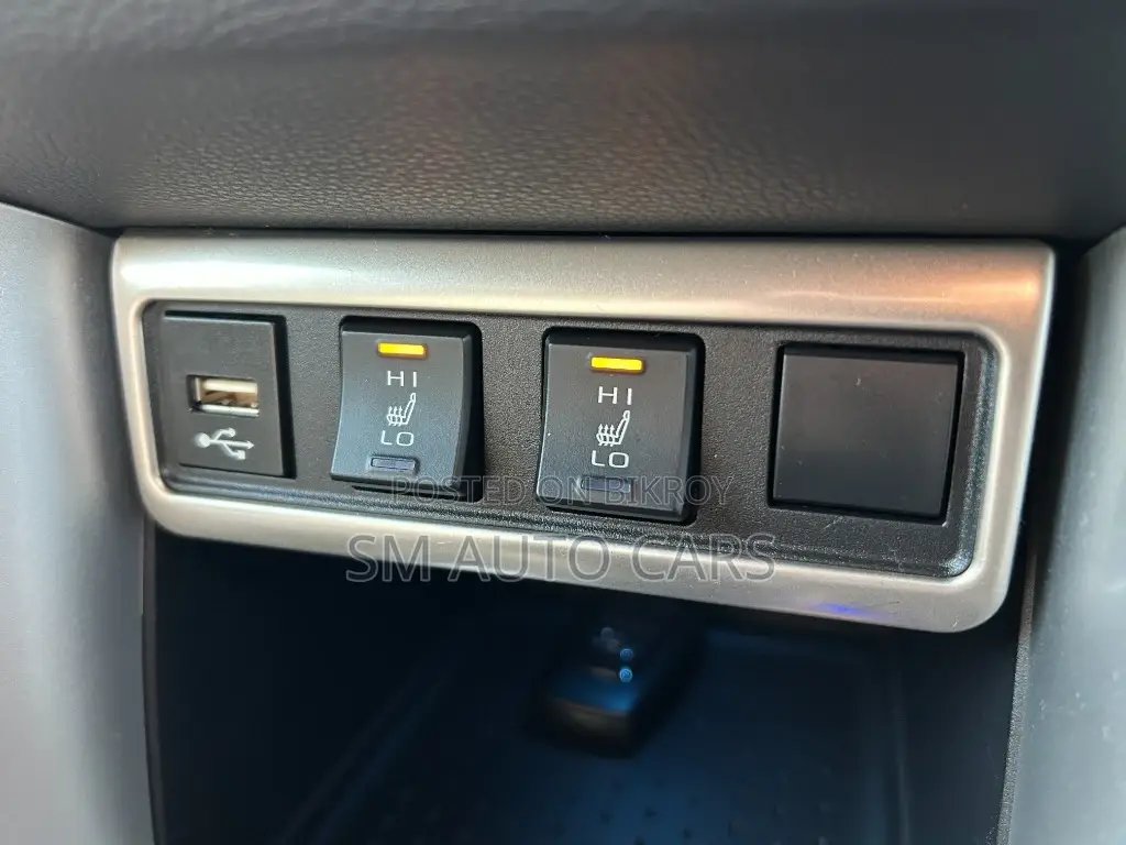 Toyota Corolla Cross Z Nardo Grey 2021