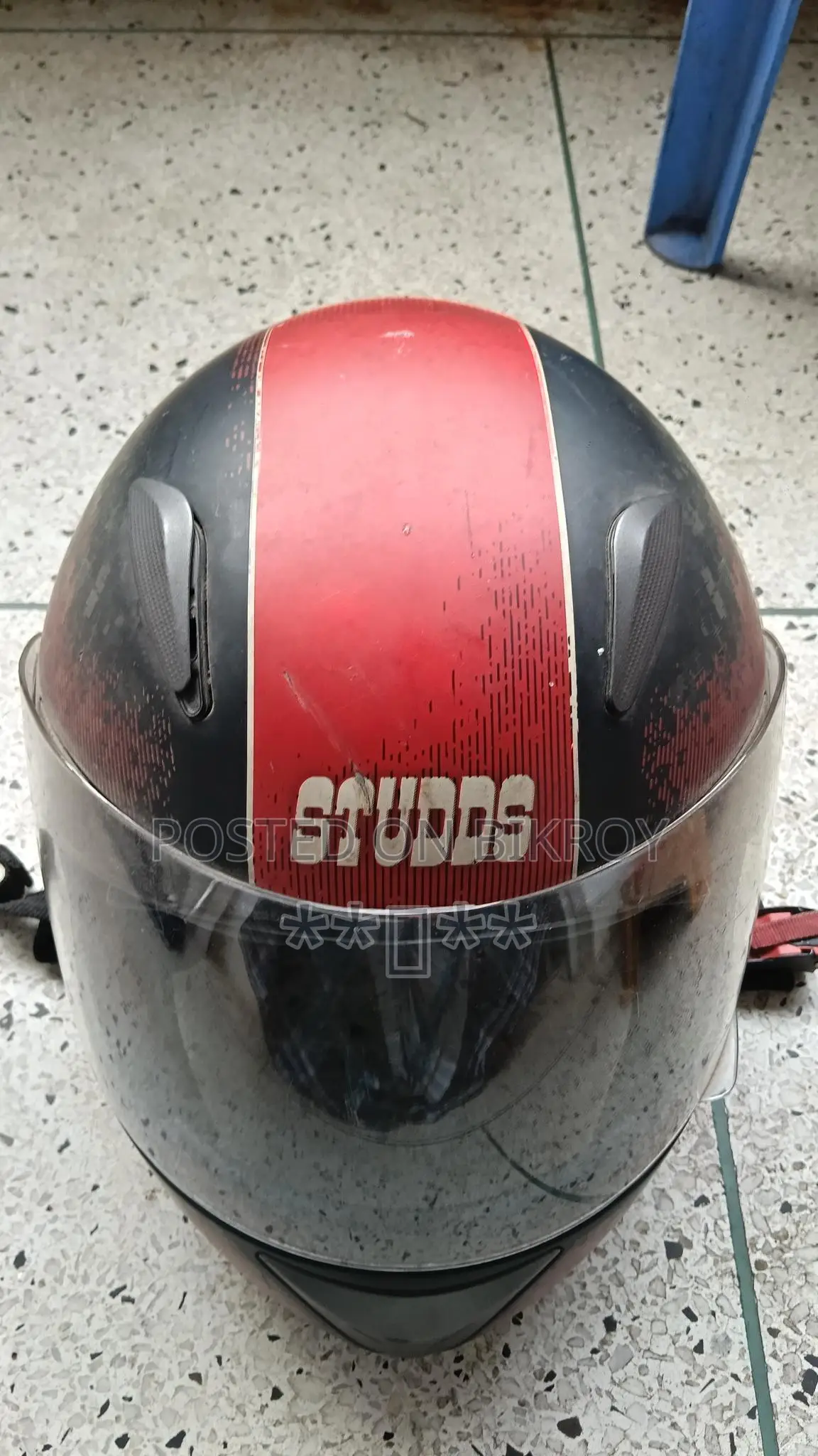 Studd হেলমেট