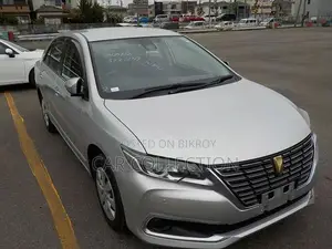 Toyota Premio 2020