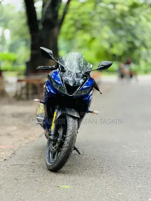 Yamaha R15 2020