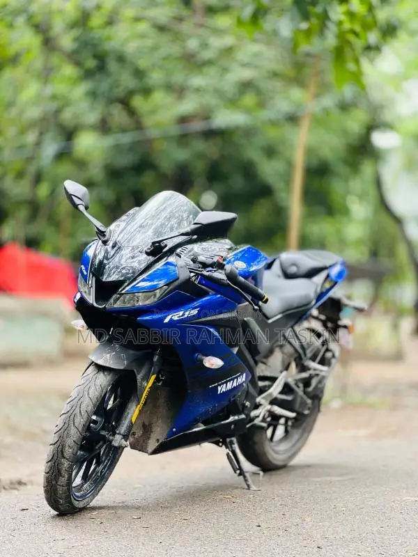 Yamaha R15 2020