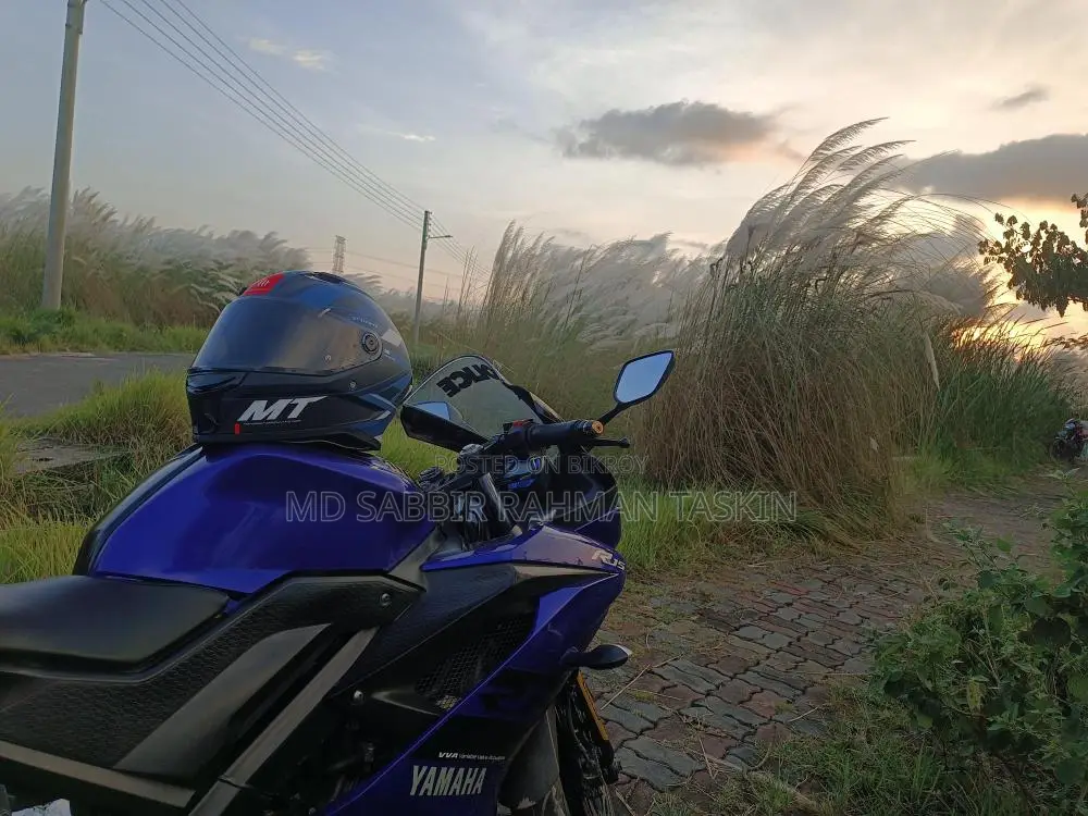 Yamaha R15 2020