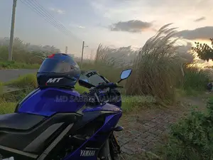Yamaha R15 2020