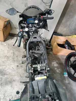 Yamaha R15 2020