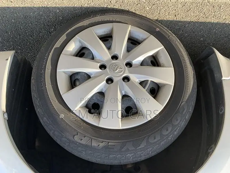 Toyota Premio FEX Silver 4 Point 2020