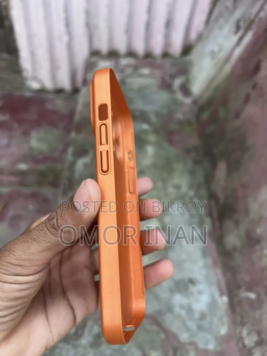 iPhone 13 Pro cover