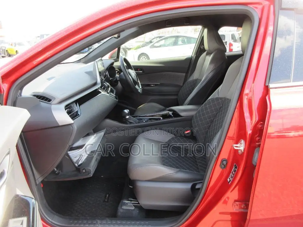 Toyota C-HR G LED , RED COLOR 2020
