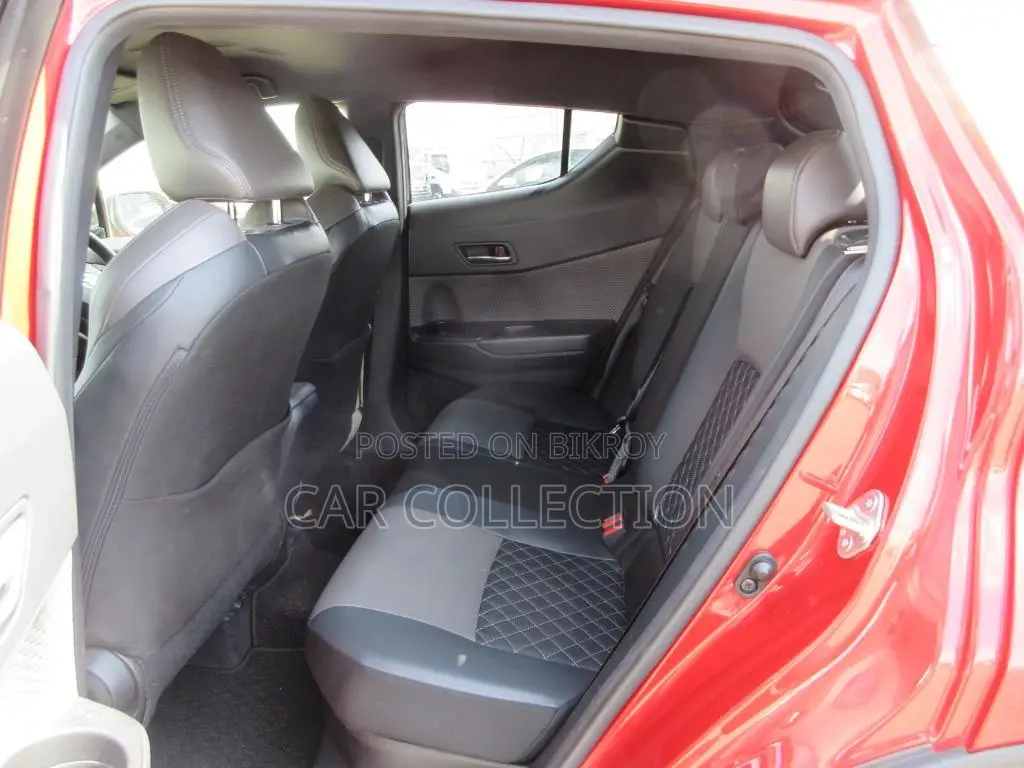 Toyota C-HR G LED , RED COLOR 2020
